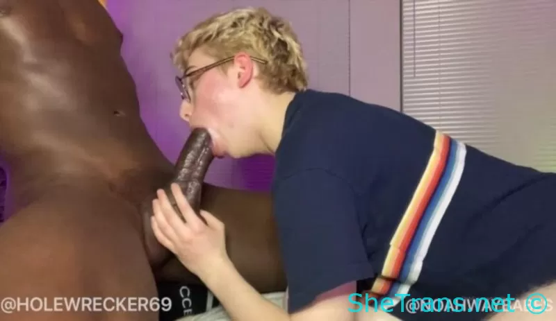 Holewrecker69, Noahwaybabe - Me & Noahwaybabe - 1080p